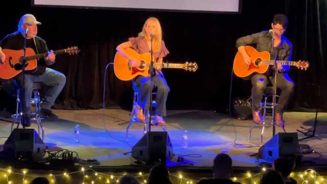 Jenn Schott Brings Her Hits Home at Bluebird on 3rd